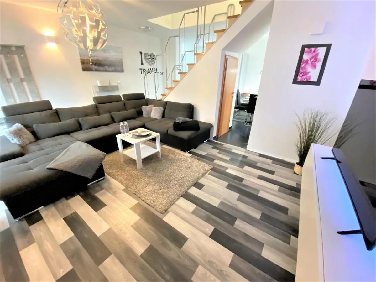 Luxus Wohnung Auf 2 Etagen 3Br! +Netflix +High-End Ausstattung Liznjan Apartment