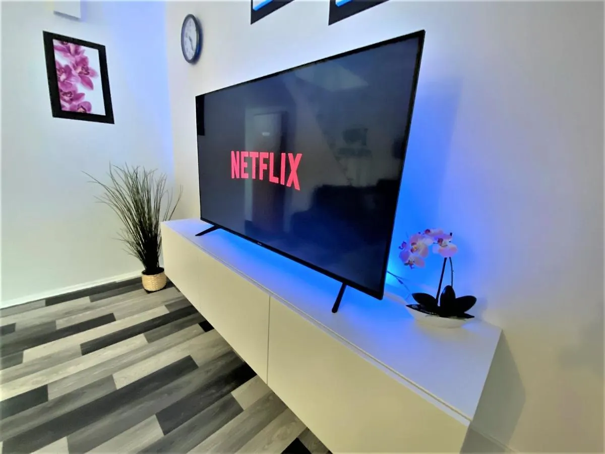 Apartment Luxus Wohnung Auf 2 Etagen 3Br! +Netflix +High-End Ausstattung Liznjan