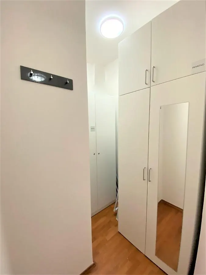 Apartment Luxus Wohnung Auf 2 Etagen 3Br! +Netflix +High-End Ausstattung Liznjan