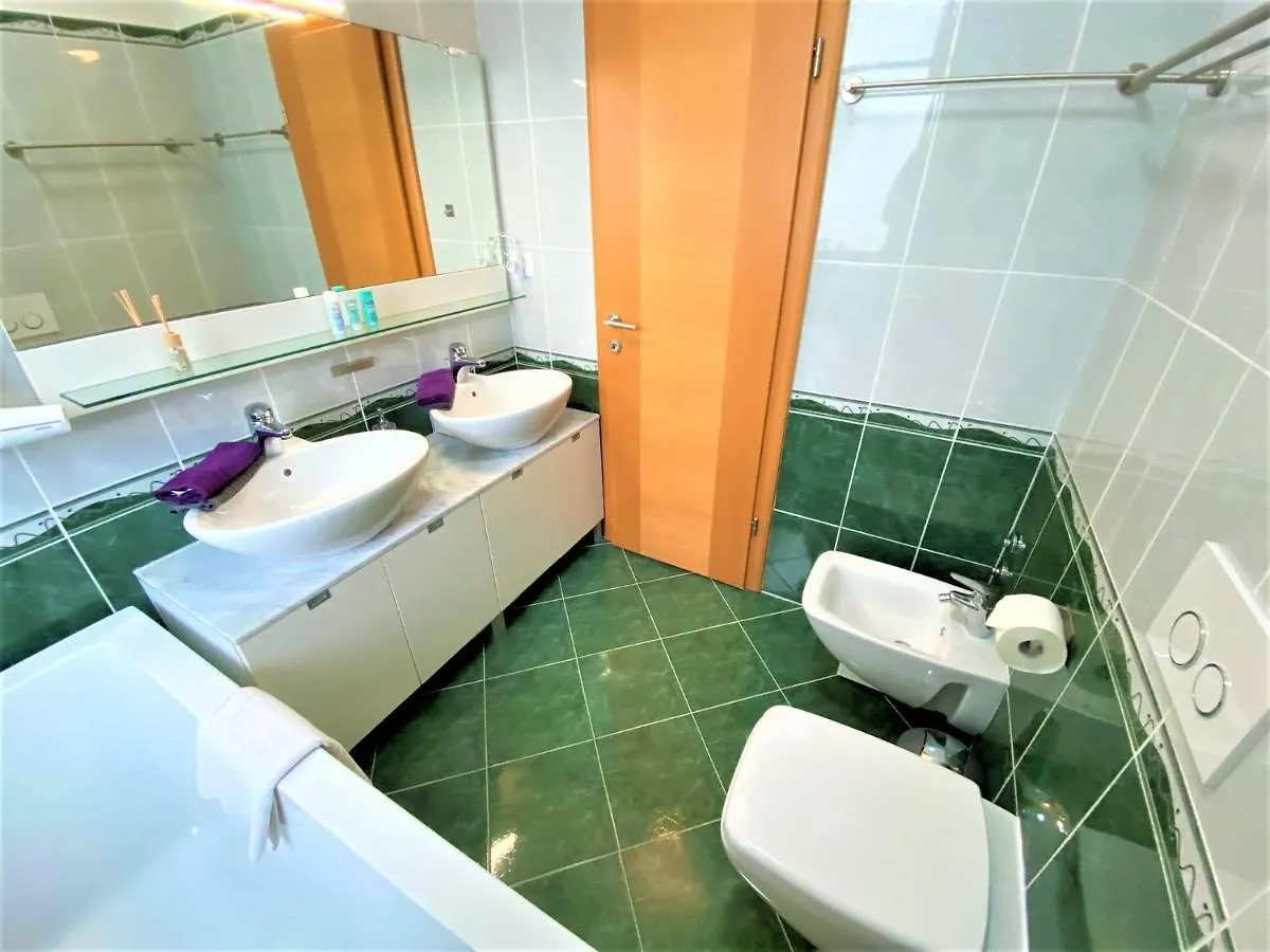 Apartment Luxus Wohnung Auf 2 Etagen 3Br! +Netflix +High-End Ausstattung Liznjan